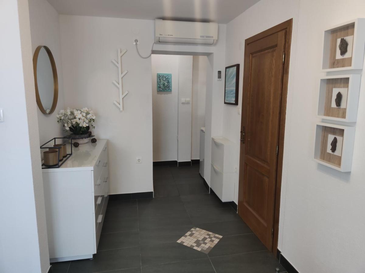 Apartments Obala Малинська Екстер'єр фото