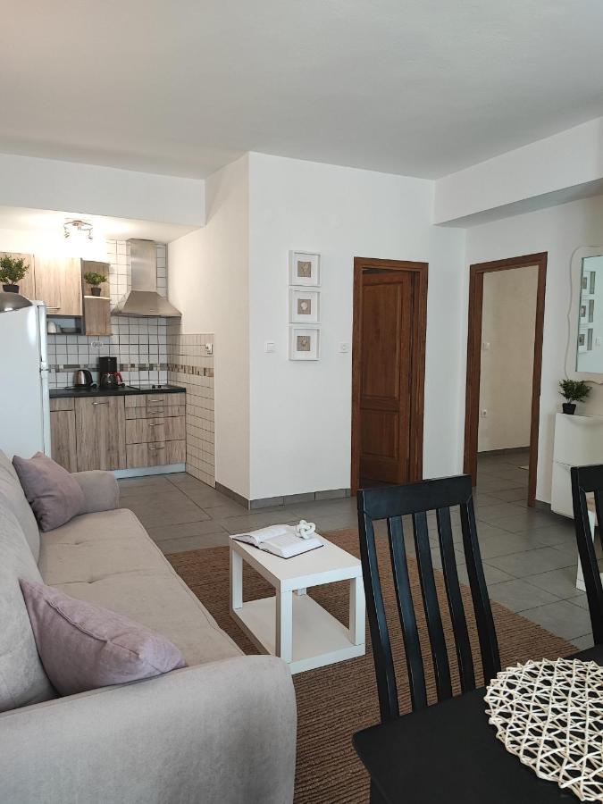Apartments Obala Малинська Екстер'єр фото