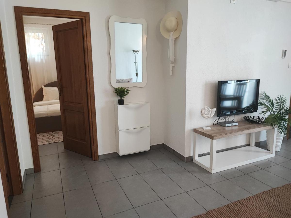 Apartments Obala Малинська Екстер'єр фото